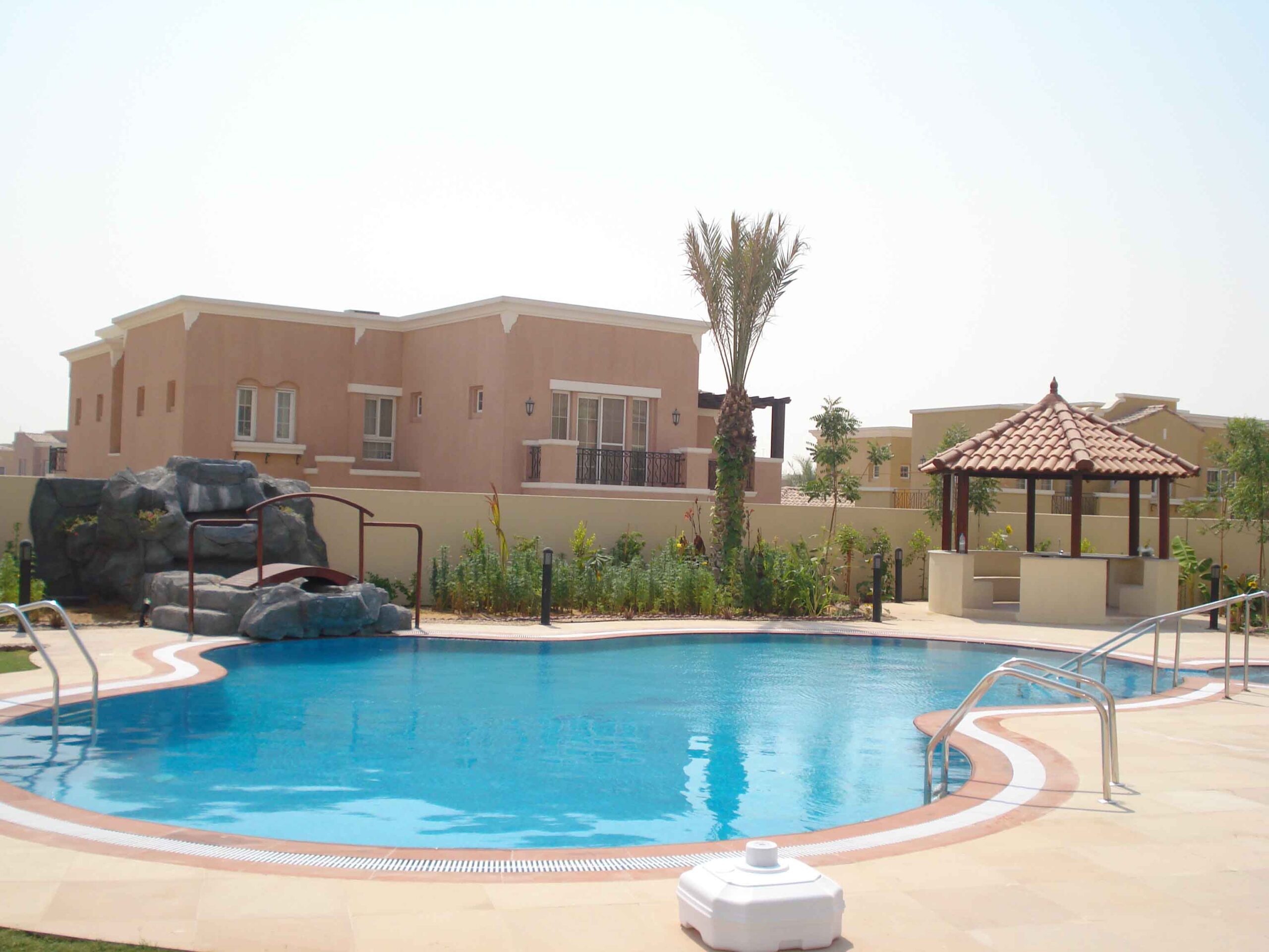 swimming pool construction qatar